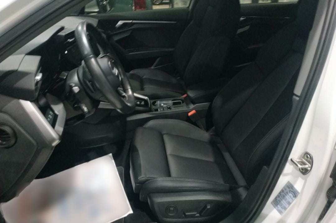 Audi A3L Limousine 35 TFSI Sport