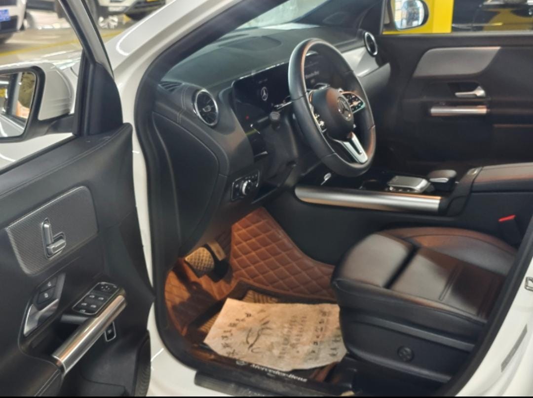 Mercedes-Benz GLA 180