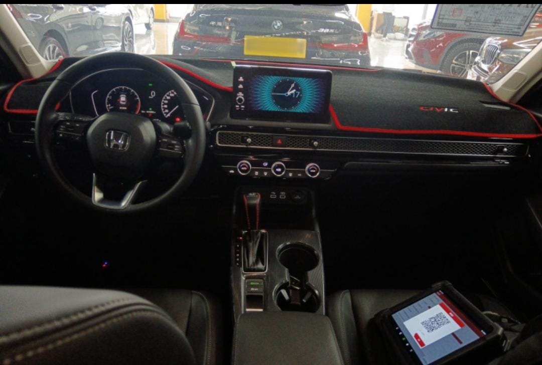 Honda Civic 180TURBO CVT