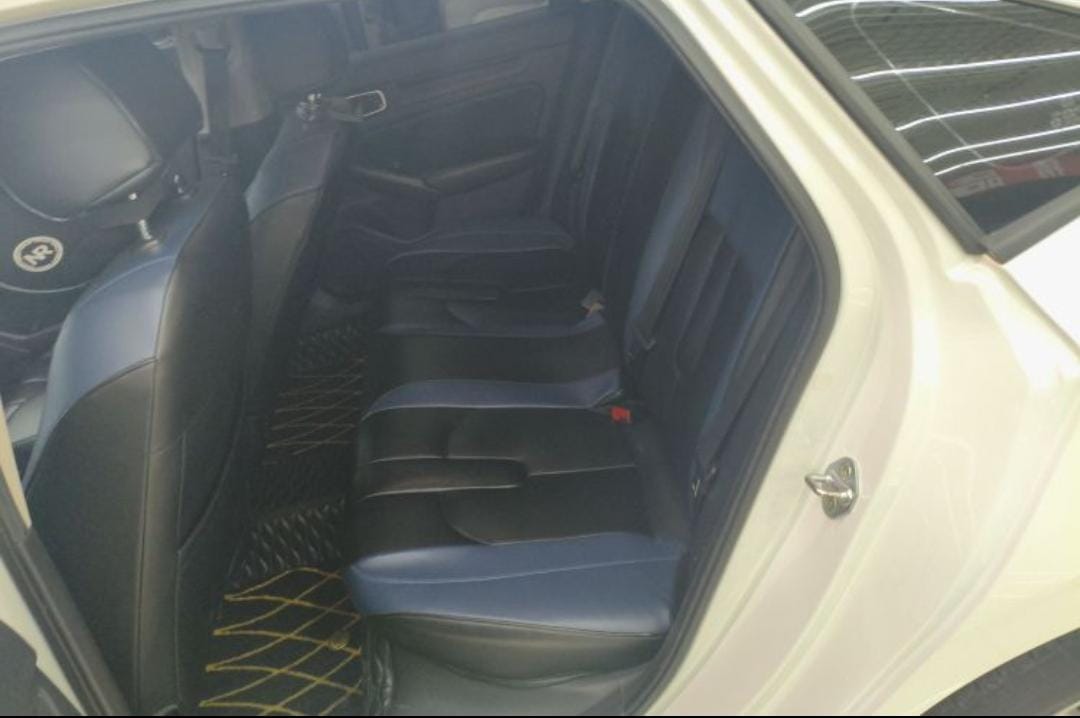 Honda Civic 180TURBO CVT