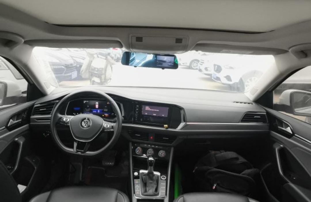 Volkswagen Sagitar 280TSI DSG Oversight Edition