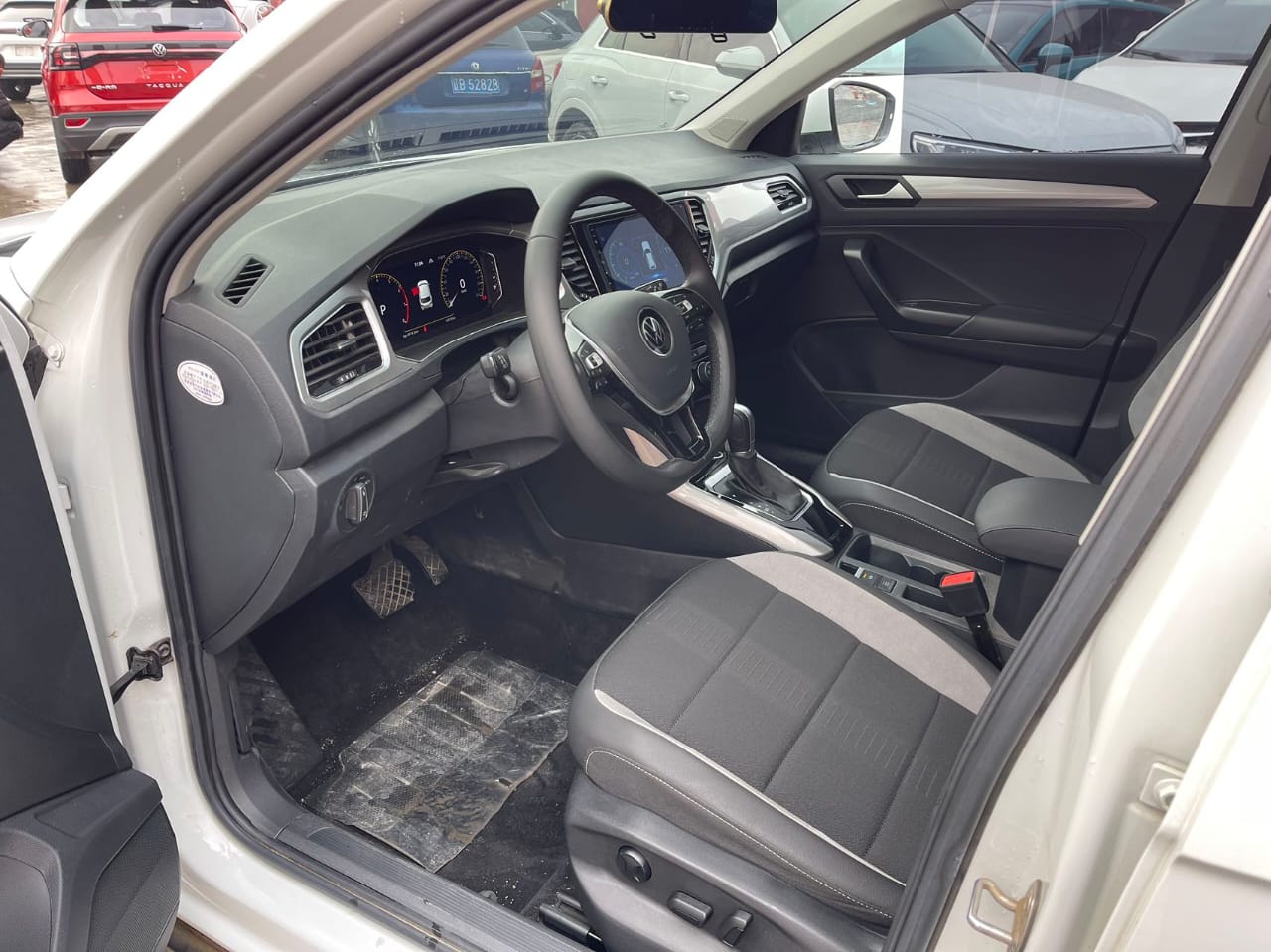 Volkswagen T-Roc Tango 280TSI DSG Elite PLUS