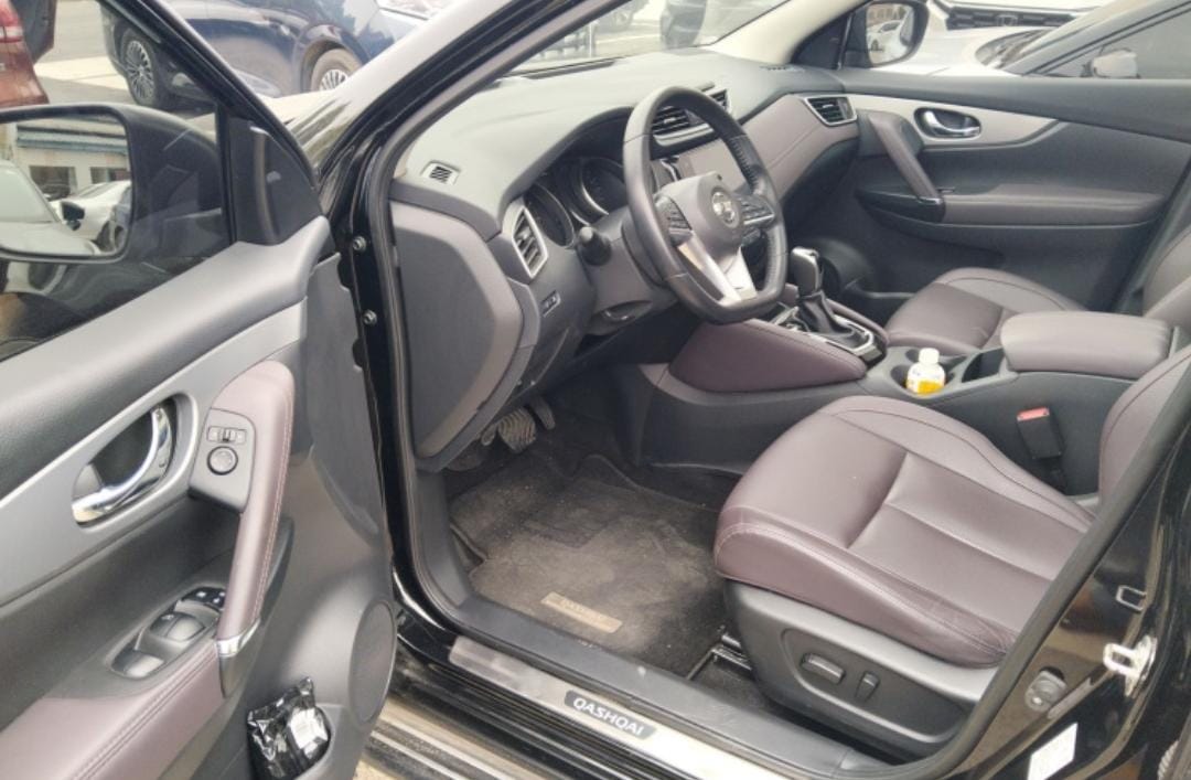 Nissan Qashqai 2.0L CVT Deluxe Pilot Edition