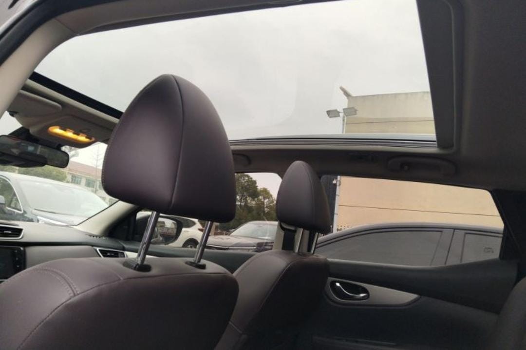 Nissan Qashqai 2.0L CVT Deluxe Pilot Edition