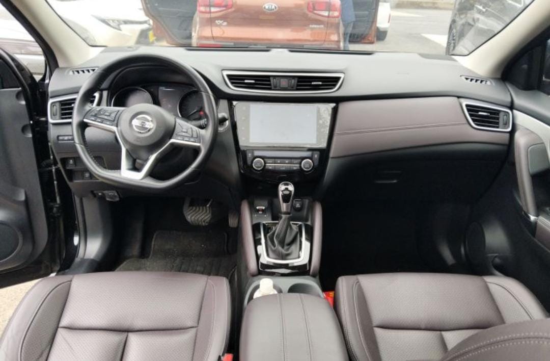 Nissan Qashqai 2.0L CVT Deluxe Pilot Edition