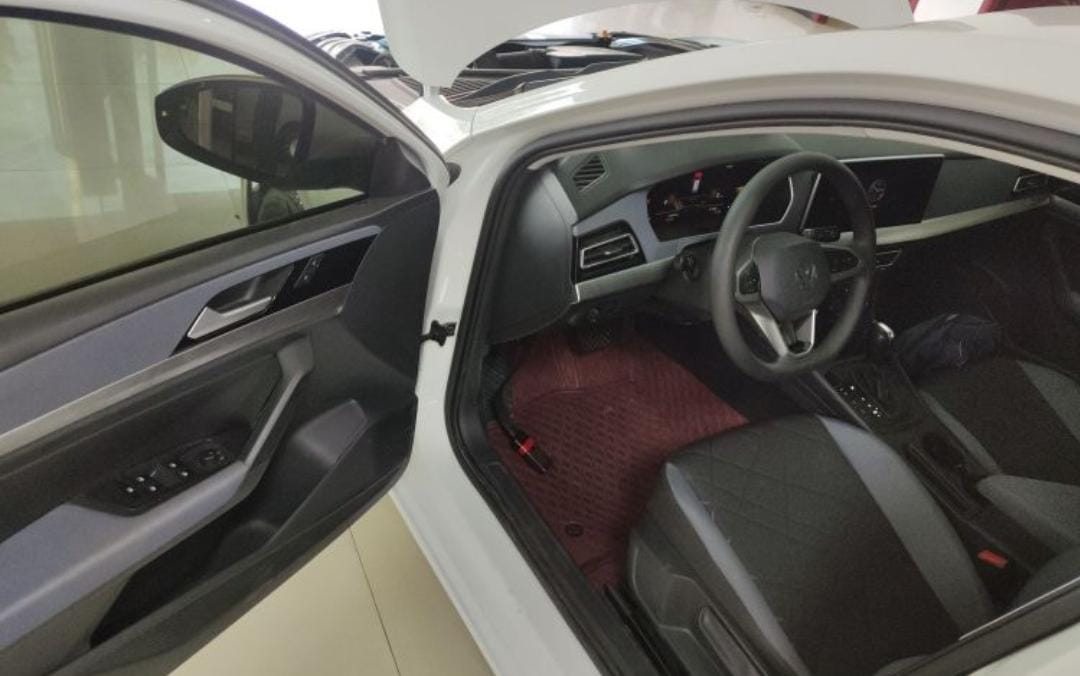 Volkswagen Lavida 1.5L Automatic