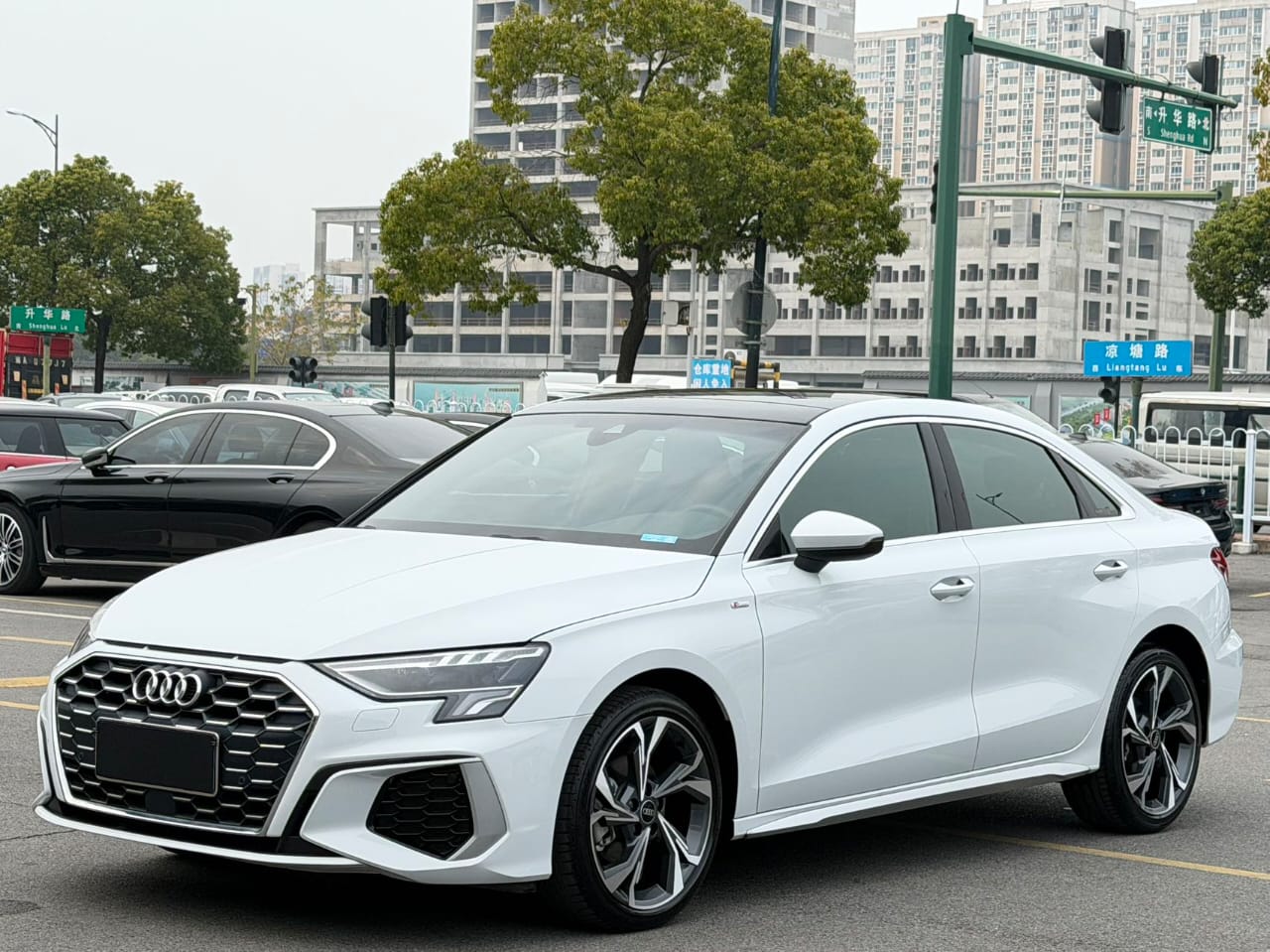 Audi A3L Limousine 35 TFSI Luxury Sport