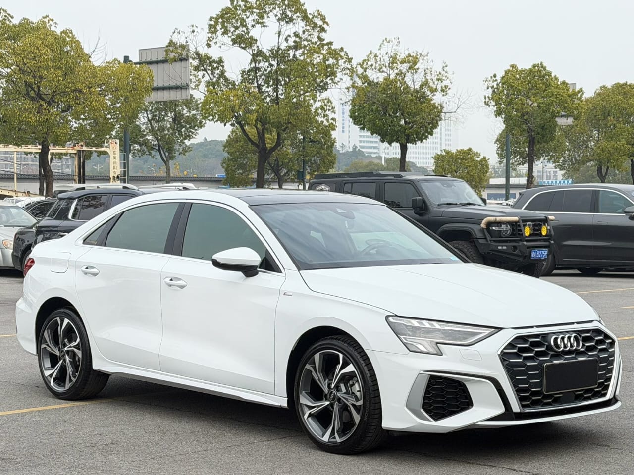 Audi A3L Limousine 35 TFSI Luxury Sport