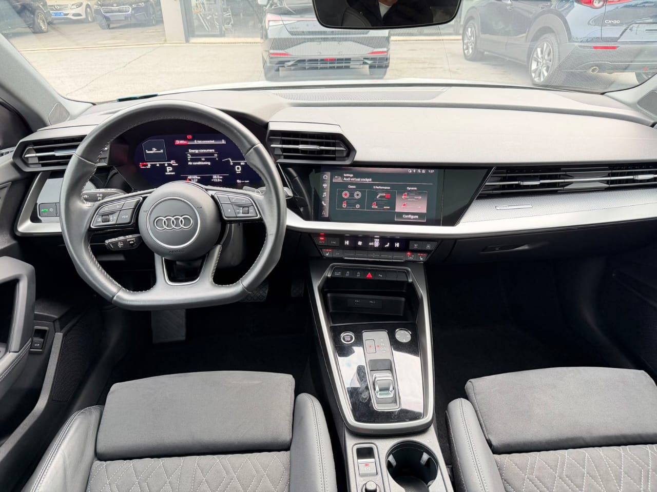 Audi A3L Limousine 35 TFSI Luxury Sport