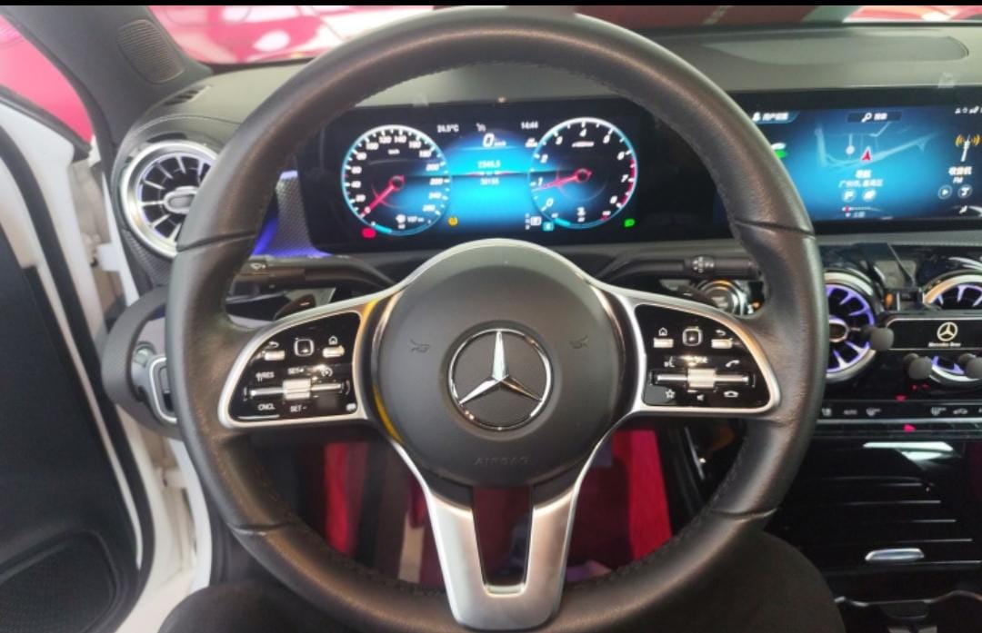 Mercedes-Benz A-Class A 180 L Sport Sedan