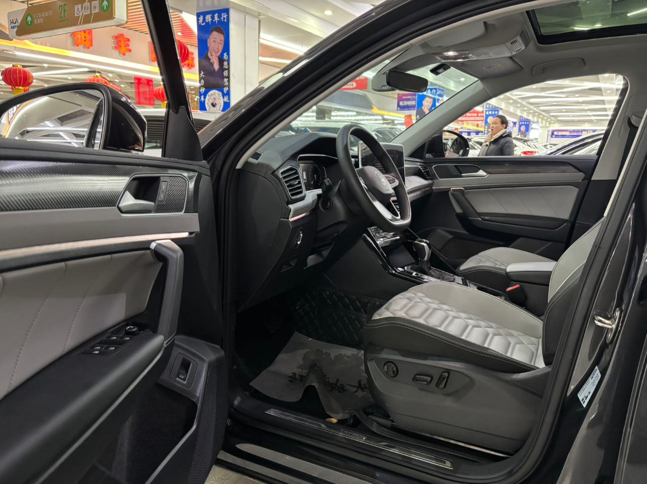 Volkswagen Tayron 280TSI Deluxe PLUS Premium Edition