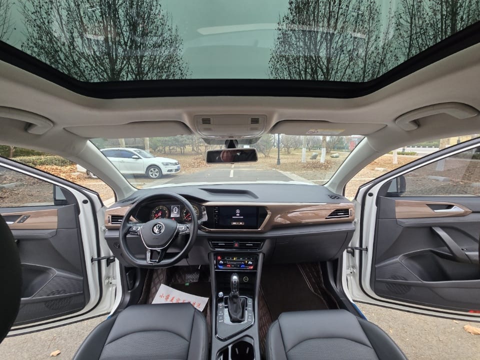 Volkswagen Tharu 280TSI Deluxe Plus Edition