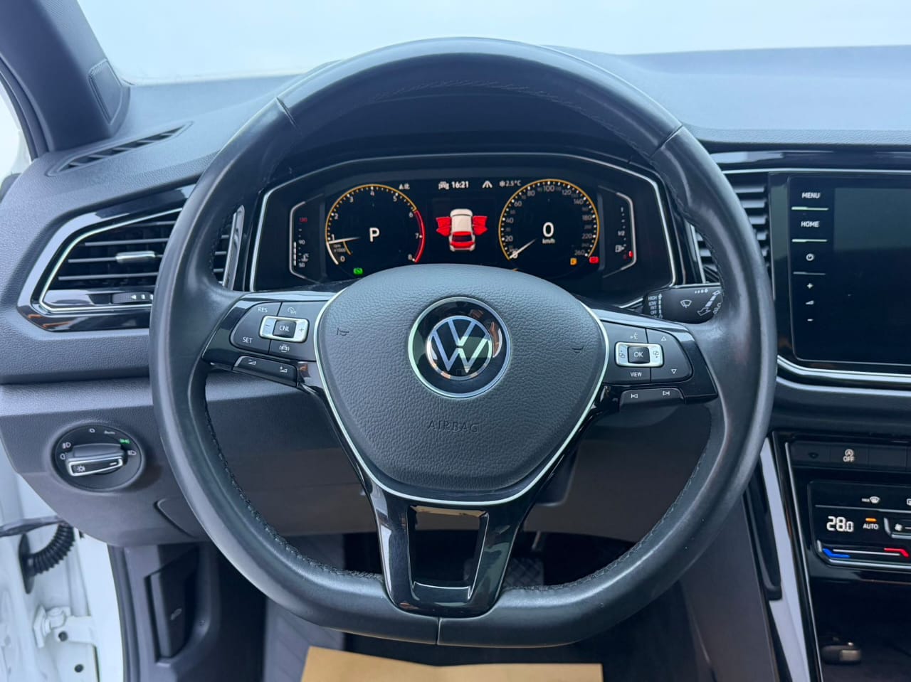 Volkswagen T-Roc Tango 280TSI DSG Luxury Intelligent Edition