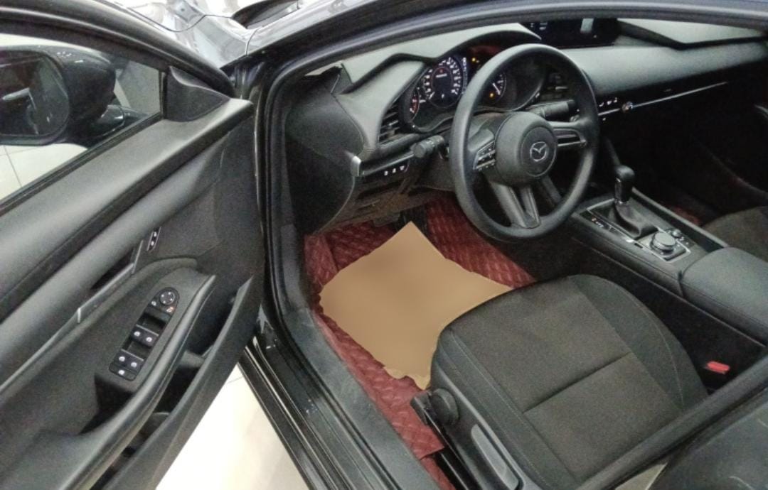 Mazda 3 Axela 2.0L Automatic