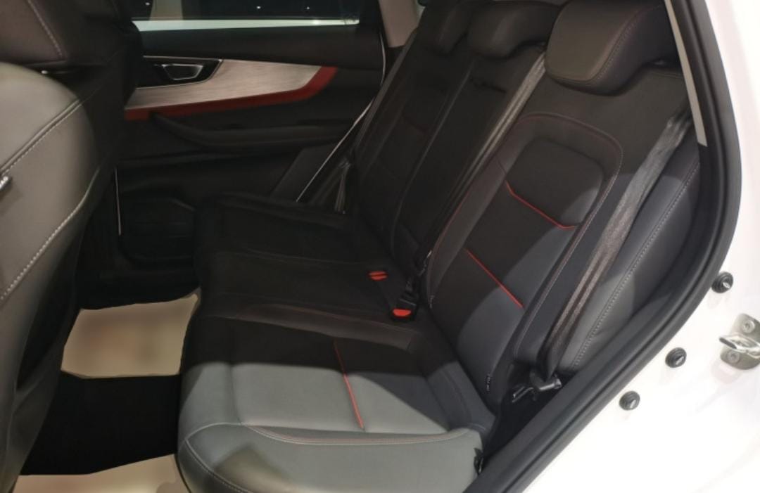 Chery Tiggo 7 Pro 1.5T CVT Super Power Warrior Edition