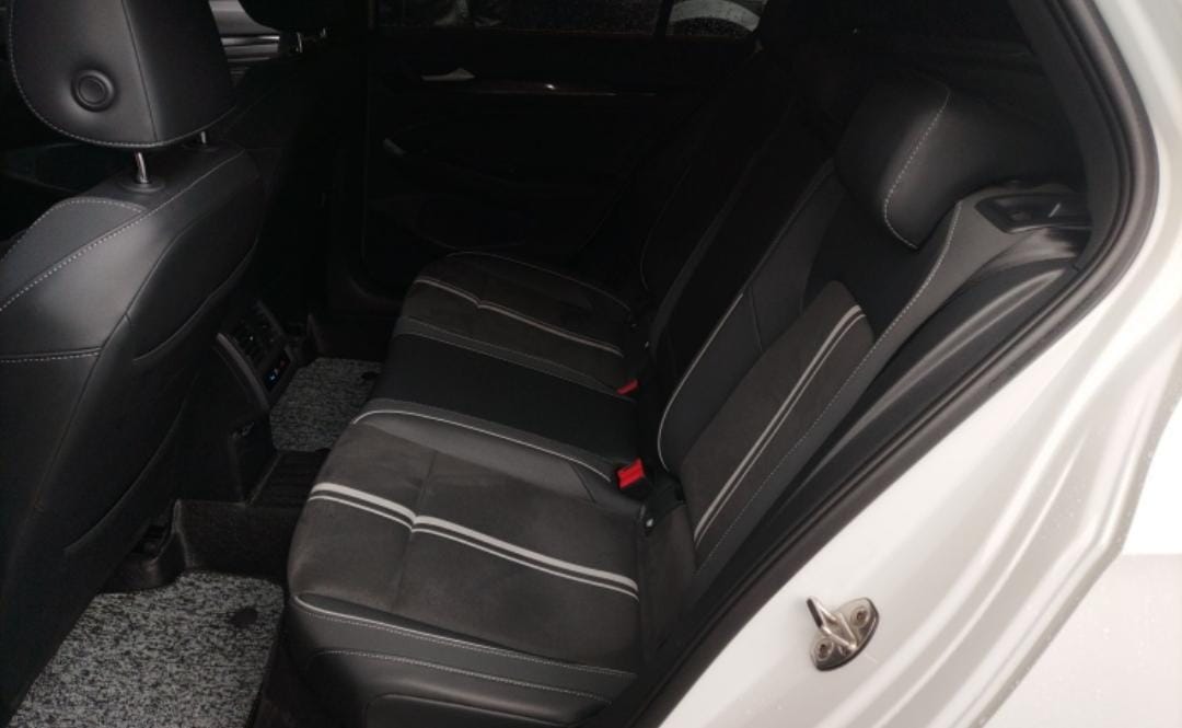 Volkswagen Golf 280TSI DSG R-Line Lite Edition