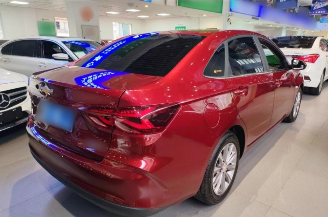 Chevrolet Cruze 320 Automatic Enjoy Skylight Edition