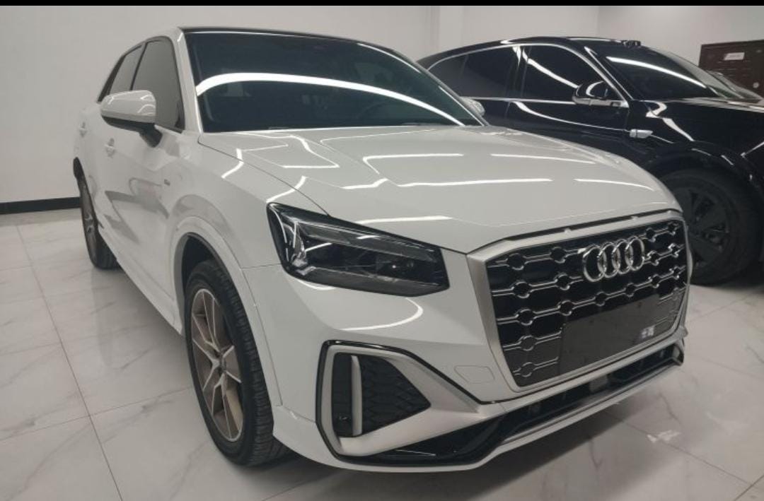 Audi Q2L 35 TFSI Fashion Dynamic Edition