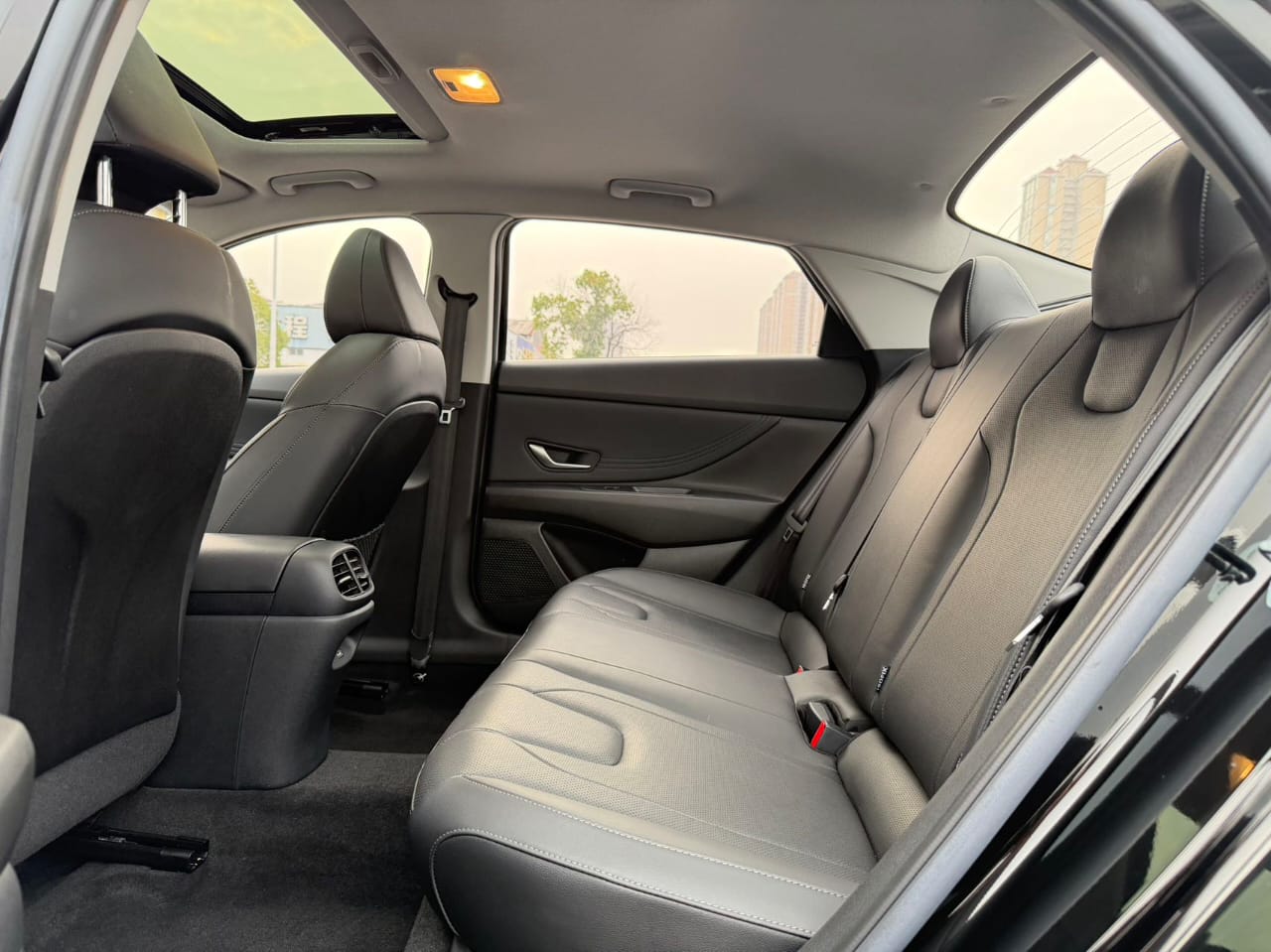 Hyundai Elantra Black Knight Limited Edition