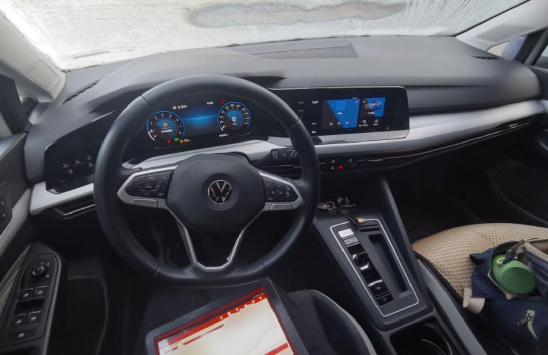 Volkswagen Golf 280TSI DSG R-Line