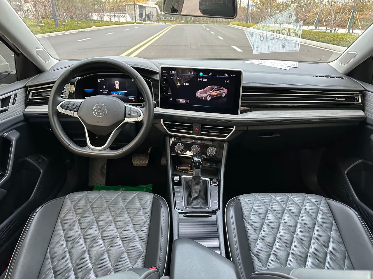 Volkswagen Sagitar 280TSI Overpass Lite Edition