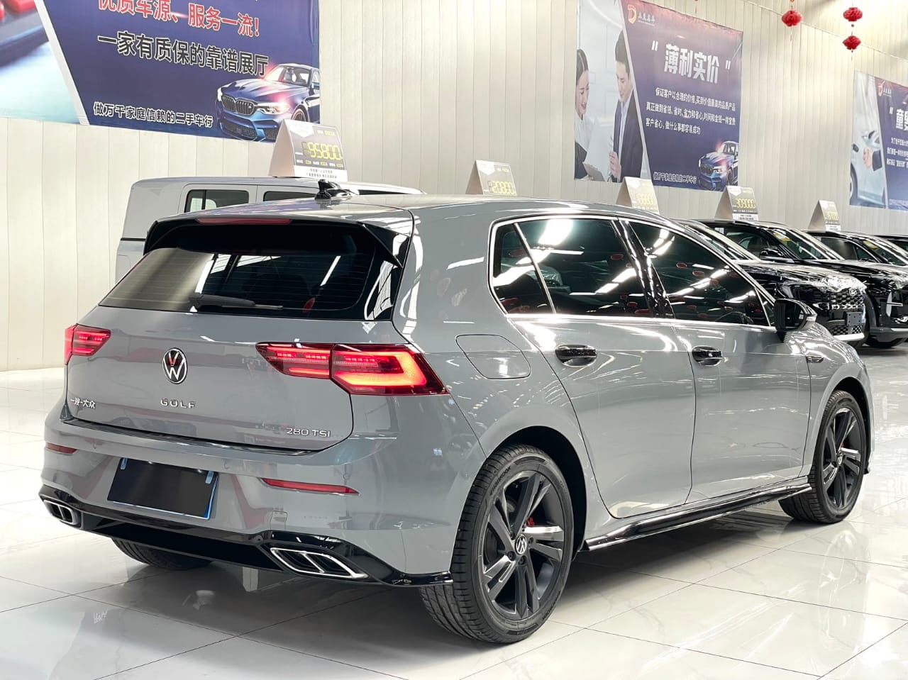 Volkswagen Golf 280TSI DSG R-Line