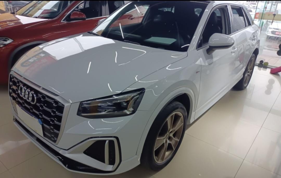 Audi Q2L 35 TFSI Fashion Dynamic Edition