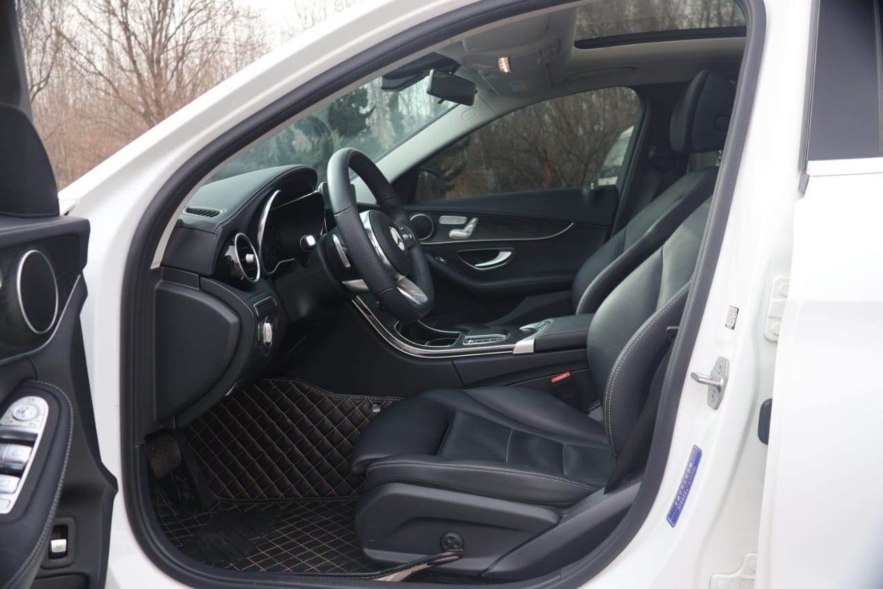 Mercedes-Benz C 200 L Sport