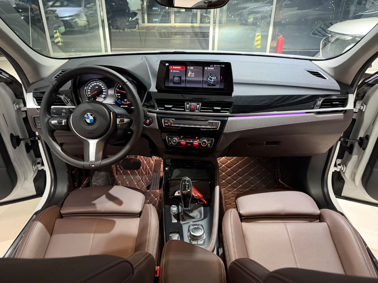 BMW X1 sDrive20Li Premium Edition