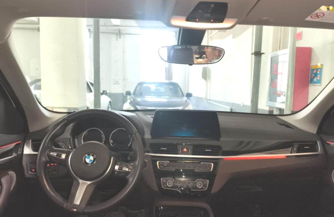 BMW X1 sDrive20Li Premium Edition