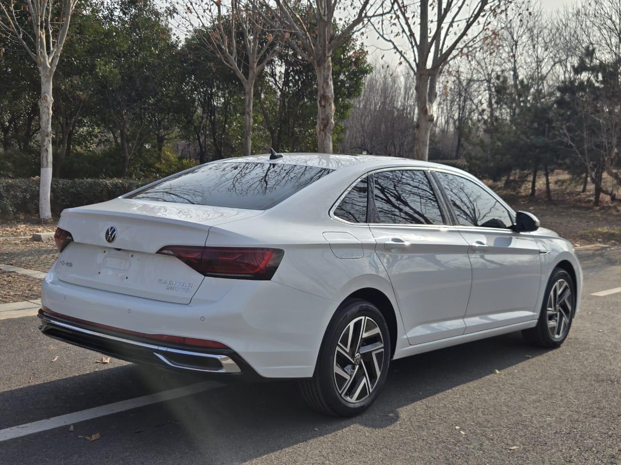 Volkswagen Sagitar 280TSI Overlife Edition