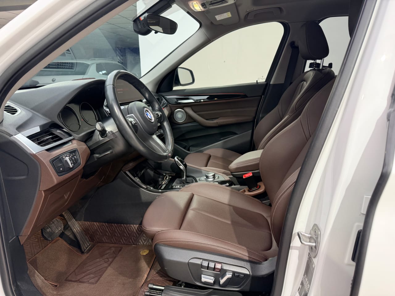 BMW X1 sDrive20Li Premium Edition