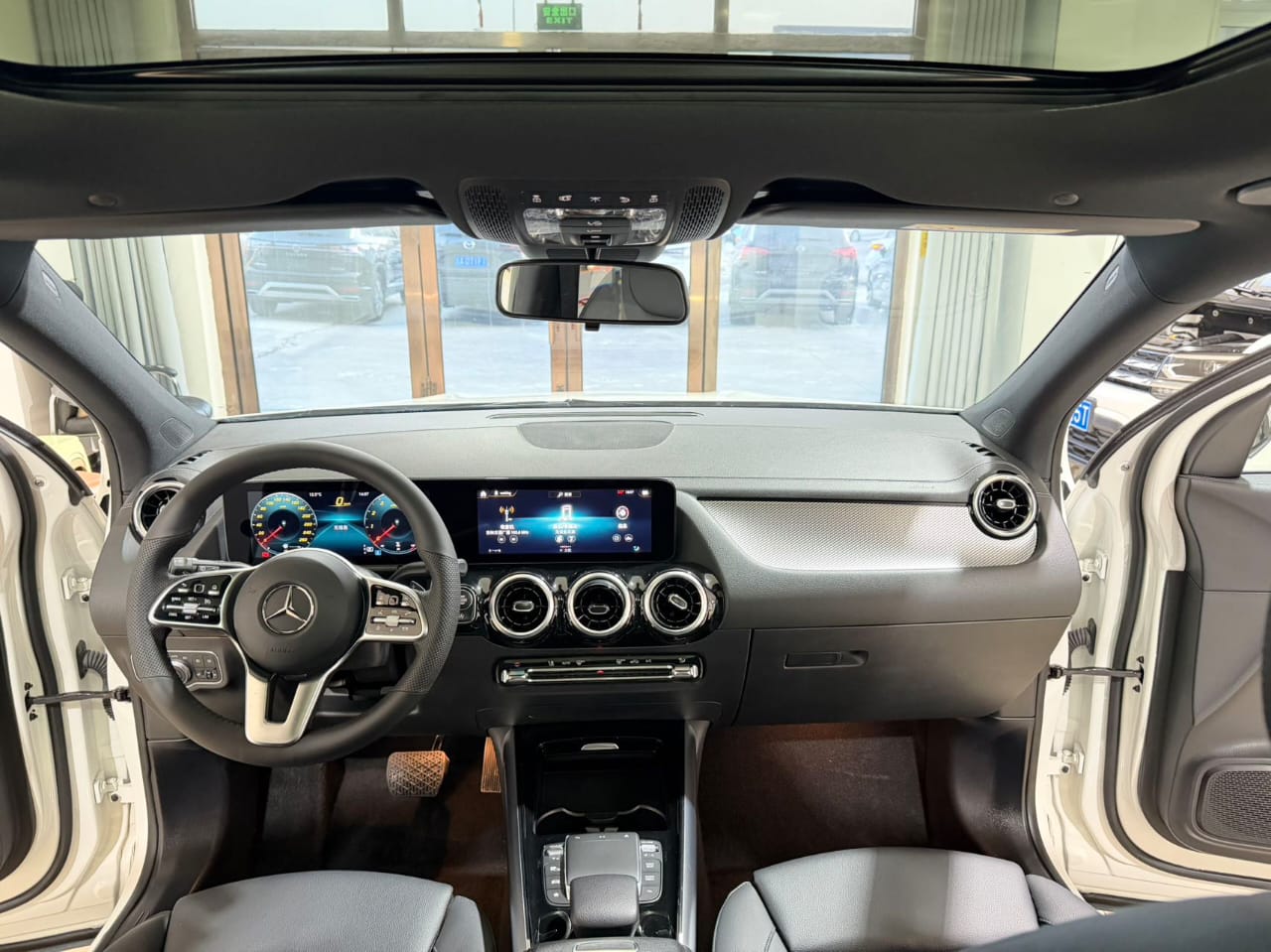 Mercedes-Benz GLA 180