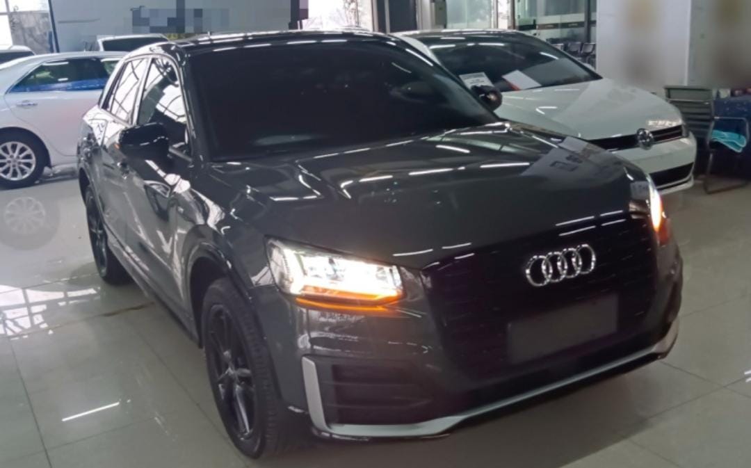 Audi Q2L 35 TFSI Fashion Dynamic Edition