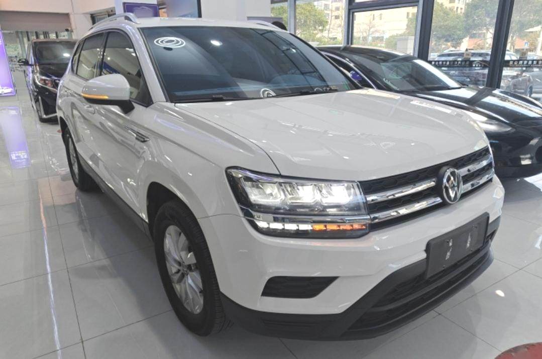 Volkswagen Tharu 280TSI