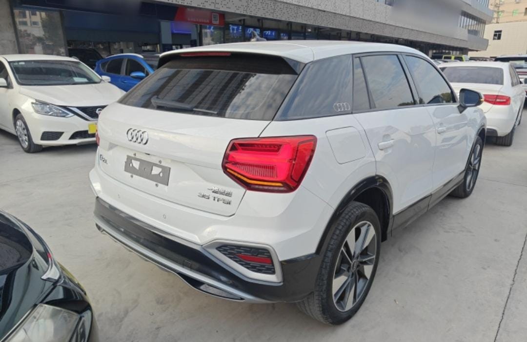 Audi Q2L 35 TFSI Stylish &amp; Elegant Edition