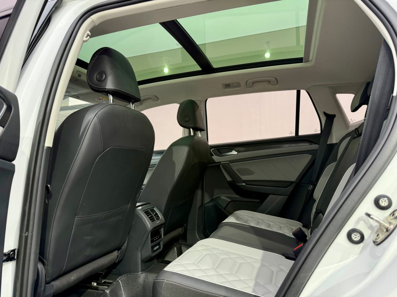 Volkswagen Tayron 280TSI Deluxe PLUS Premium Edition