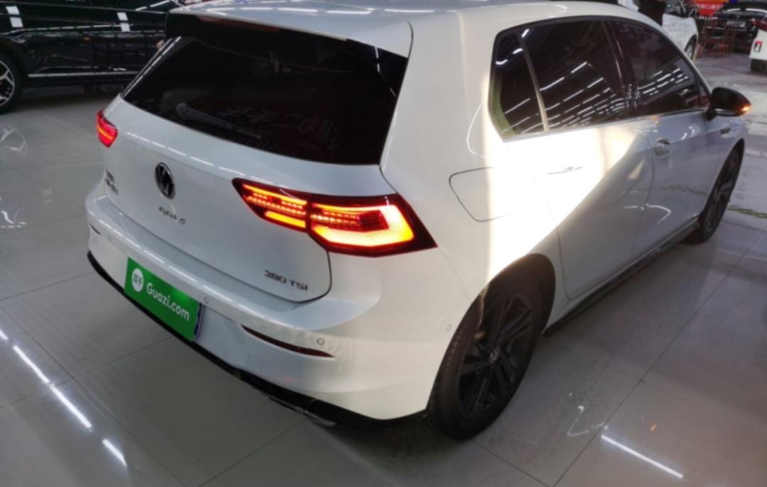 Volkswagen Golf 280TSI DSG R-Line