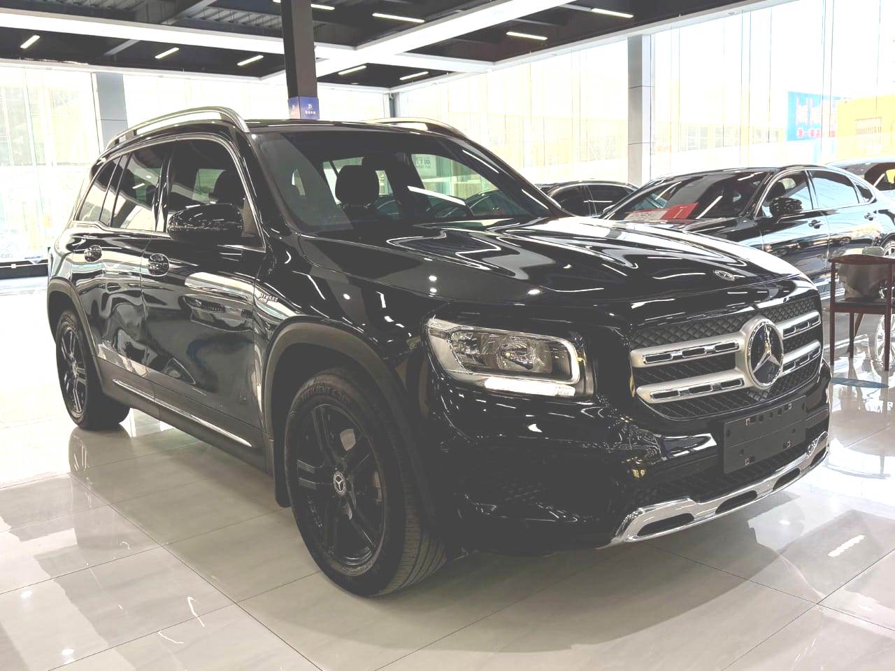 Mercedes-Benz GLB 180 Fashion Edition