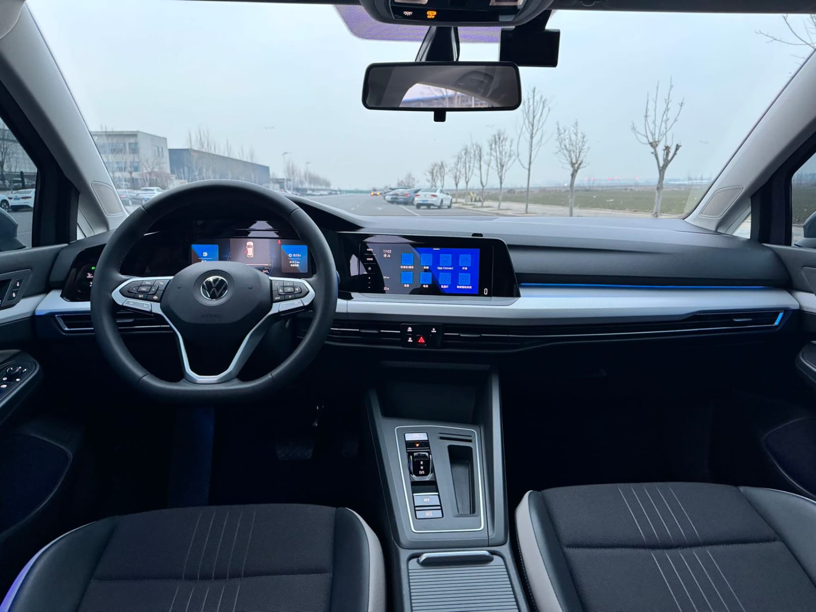 Volkswagen Golf 280TSI Pro