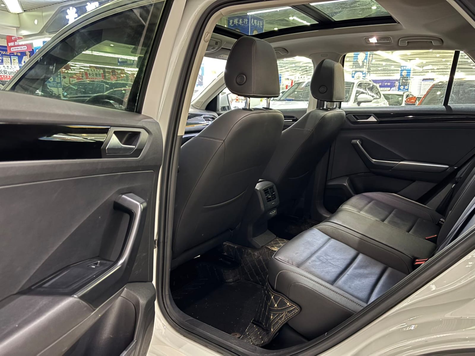 Volkswagen T-Roc 280TSI DSG Comfort Plus Edition