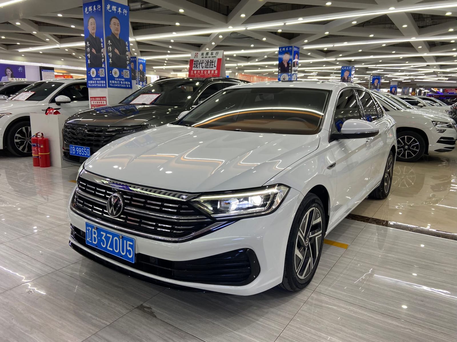 Volkswagen Sagitar 280TSI DSG Transcendence Lite Edition