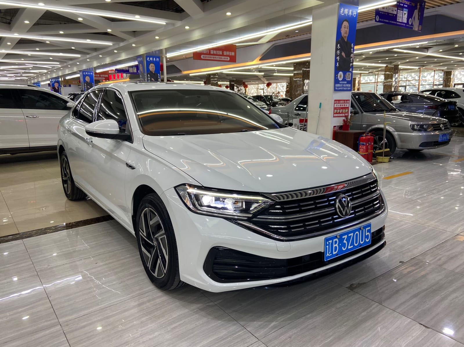 Volkswagen Sagitar 280TSI DSG Transcendence Lite Edition