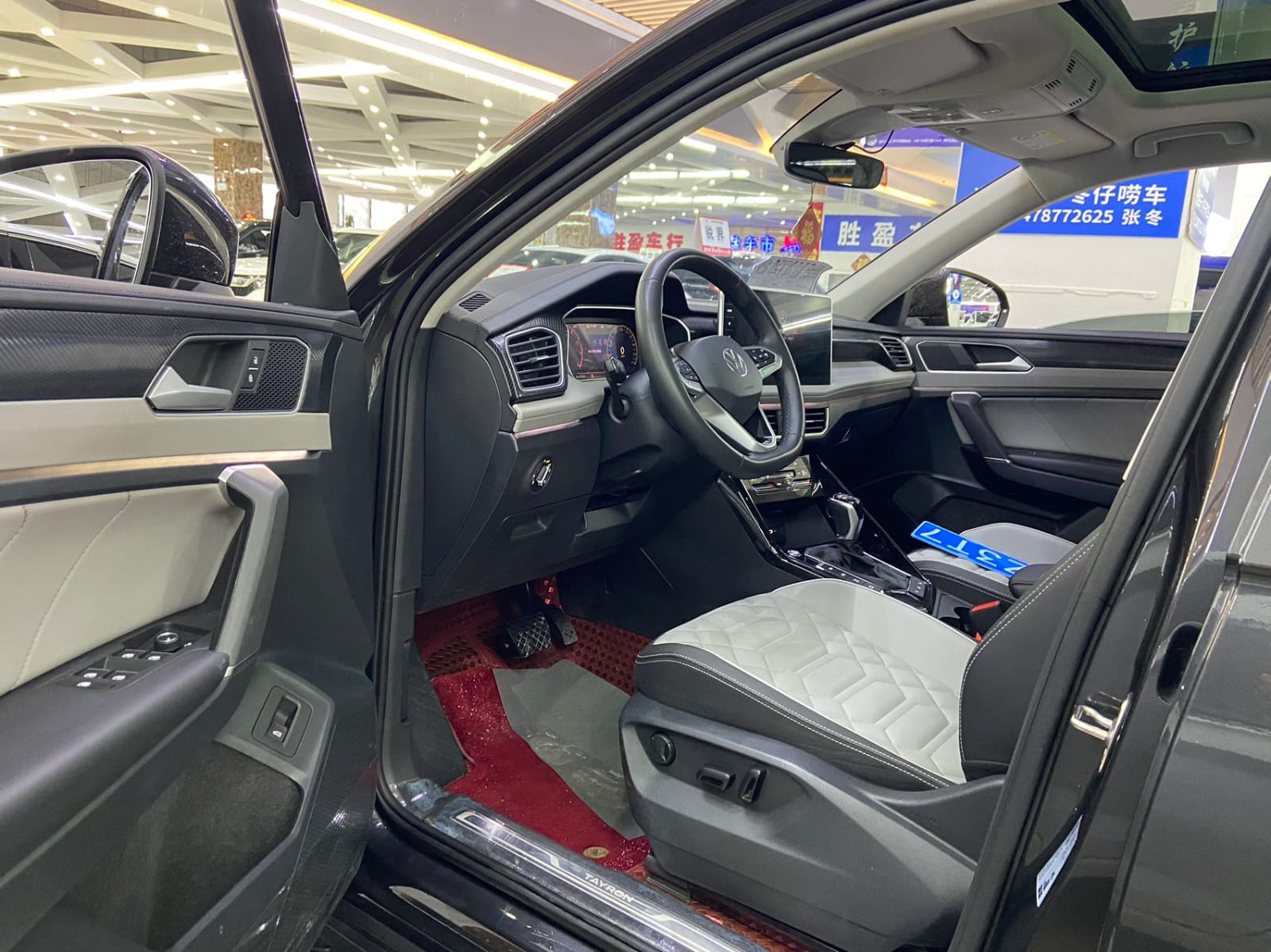 Volkswagen Tayron 280TSI Deluxe PLUS Premium Edition