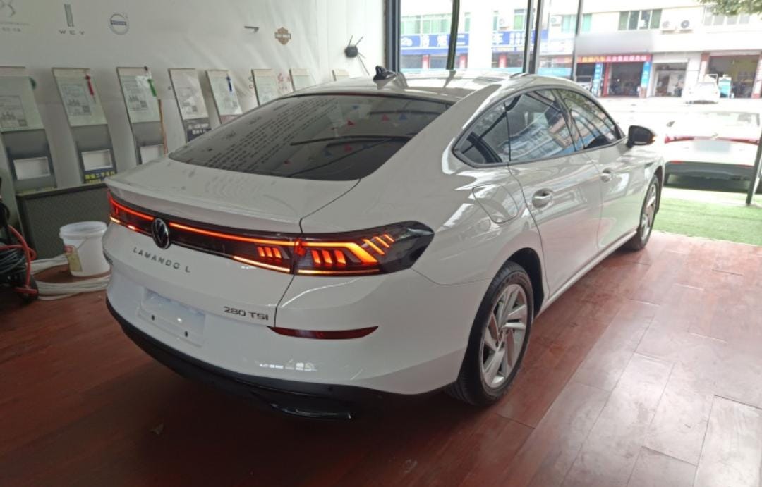 Volkswagen Lamando L 280TSI DSG