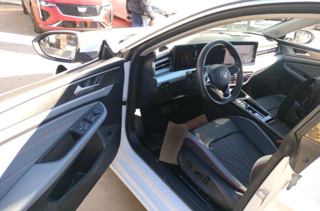 Volkswagen Lamando L 280TSI DSG Cool Hot Version