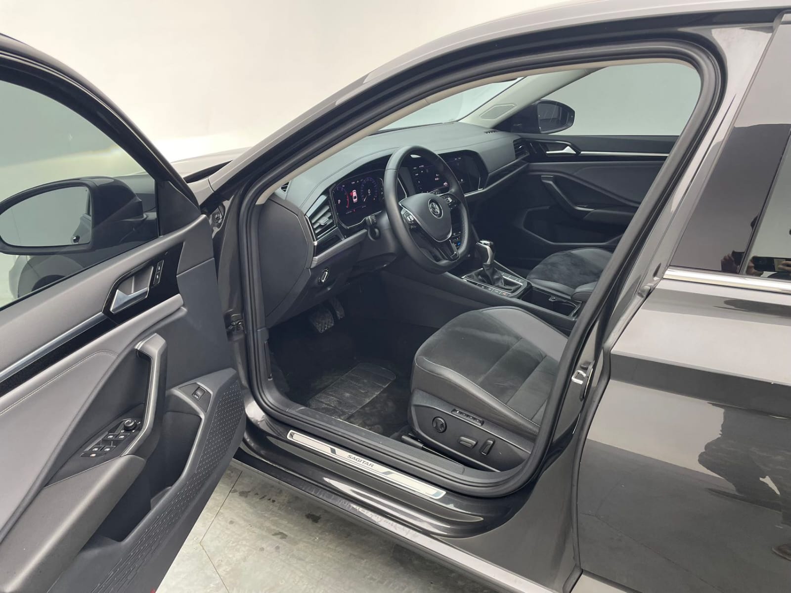 Volkswagen Sagitar 1.4TSI Automatic Excellence Edition