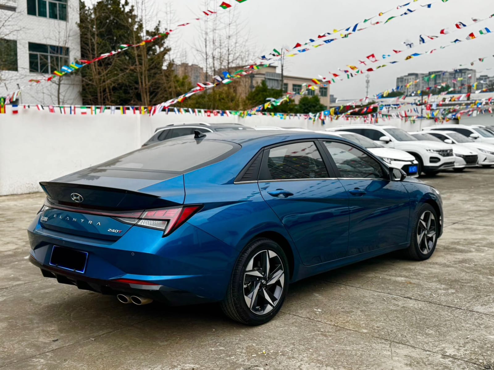 Hyundai Elantra 240TGDi DCT Precious Edition