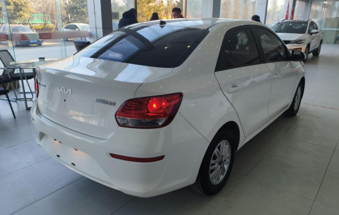 Kia Pegas 1.4L Automatic Comfort Edition