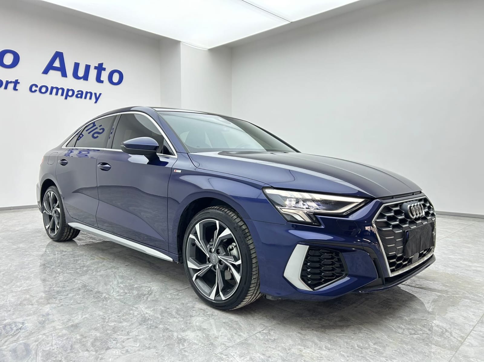 Audi A3L Limousine 35 TFSI Luxury Sport